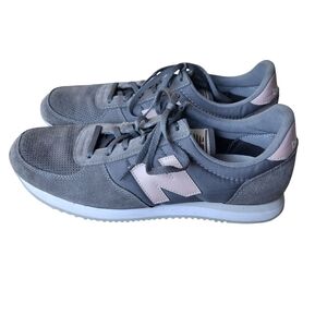 New Balance 220 Women's Gray & Pink Suede Trainers Sneakers Size 11